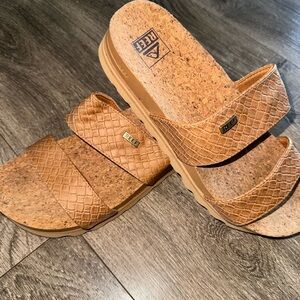 Reef Women's Tan Textured Double-Strap Slide Sandals